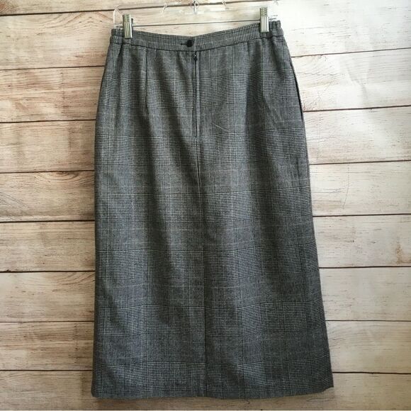 VINTAGE E. H. WOODS HOUNDSTOOTH PRINT SKIRT WITH PLEATED FRONT - Picture 4 of 6